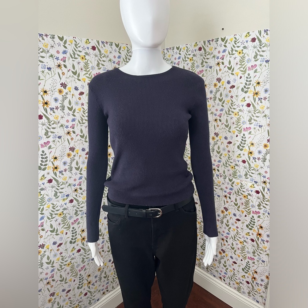 Dazy WMN’s Dark Blue Navy Ribbed Sweater in Size Large